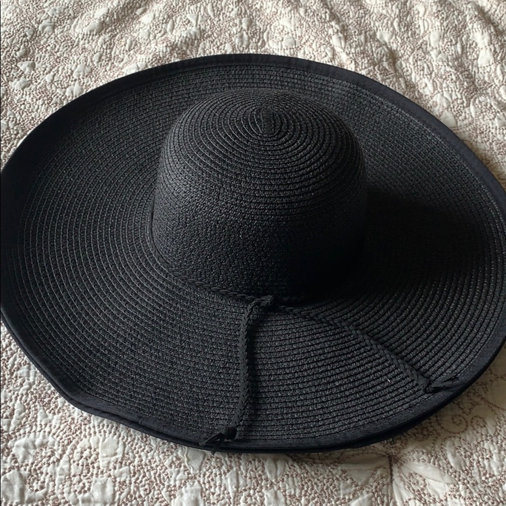 NEW Floppy Beach hat